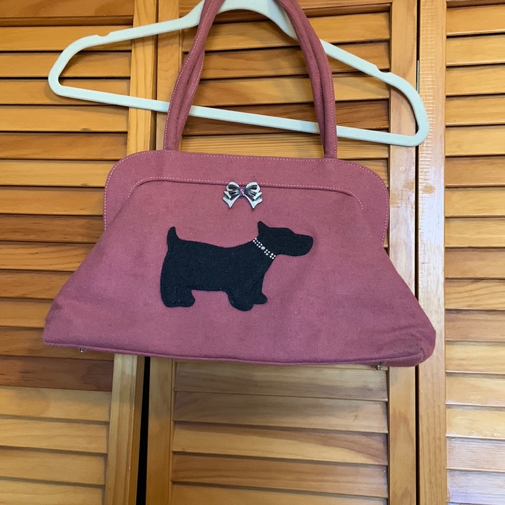 Hand bag